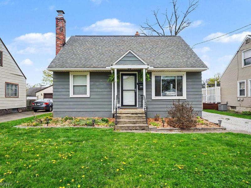 2824 Fairview Place, Cuyahoga Falls, OH 44221 Photo 2