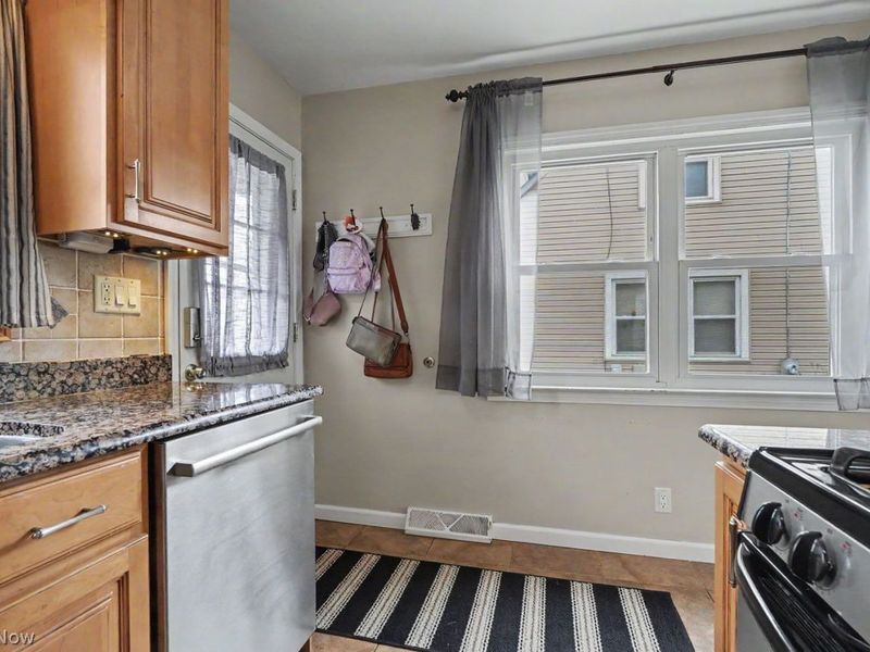 2824 Fairview Place, Cuyahoga Falls, OH 44221 Photo 28