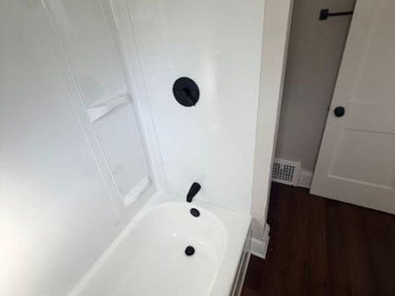 3478 E 98th Street , Cleveland, OH 44104 Photo 16