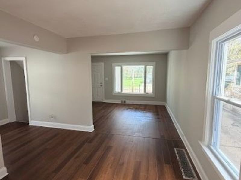 1474 E 175th Street , Cleveland, OH 44110 Photo 11