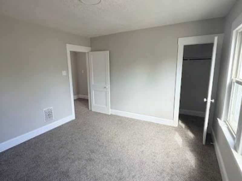 1474 E 175th Street , Cleveland, OH 44110 Photo 15