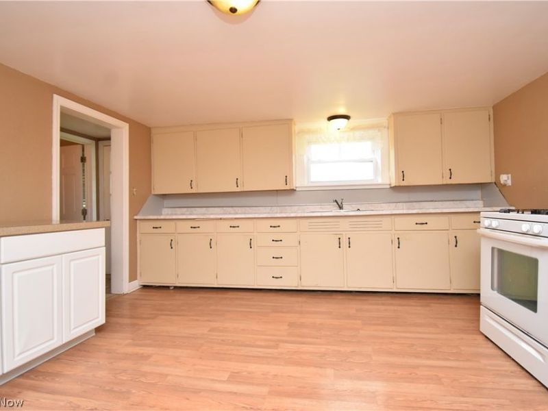 435 Simler Street, Hubbard, OH 44425 Photo 10