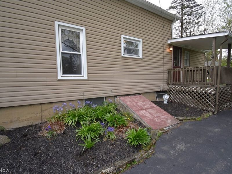 435 Simler Street, Hubbard, OH 44425 Photo 3