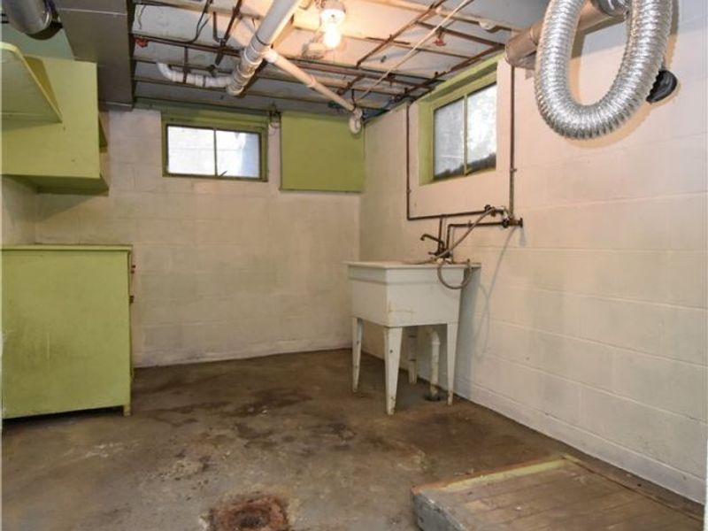 435 Simler Street, Hubbard, OH 44425 Photo 32