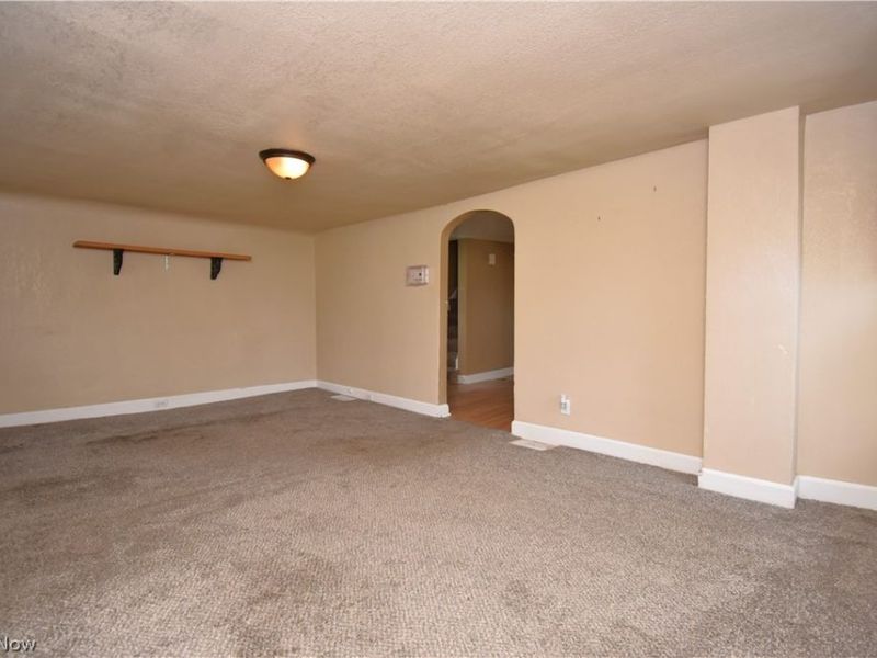 435 Simler Street, Hubbard, OH 44425 Photo 8