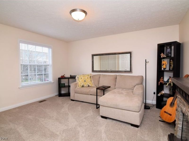 355 Hollyhock Court, Mayfield Heights, OH 44124 Photo 20