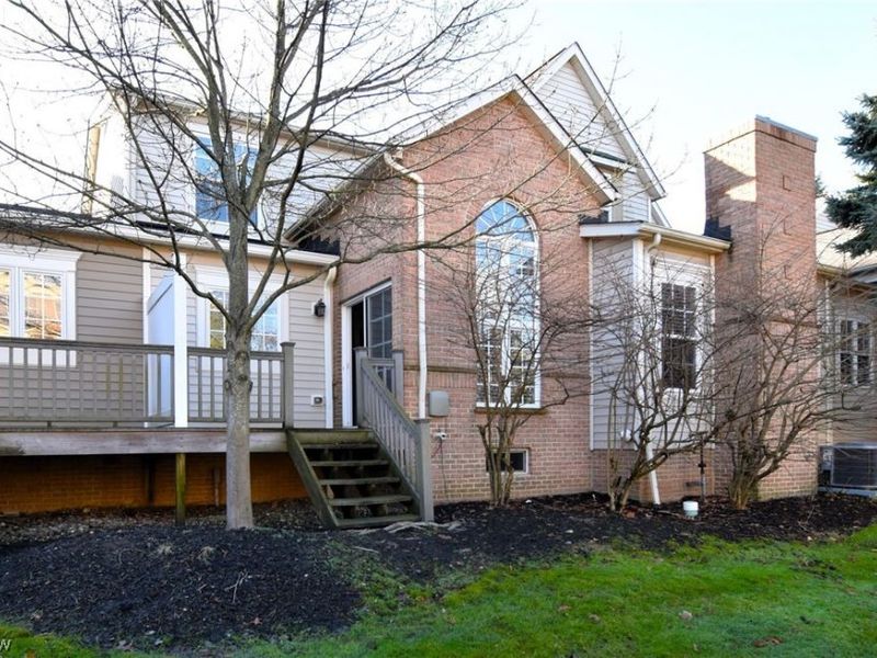 355 Hollyhock Court, Mayfield Heights, OH 44124 Photo 28