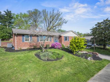 1241 Tishoff Drive, Lexington, KY 40502