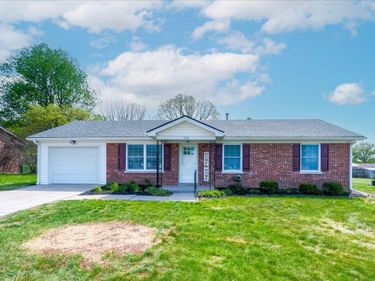 320 Bellechase Lane, Nicholasville, KY 40356