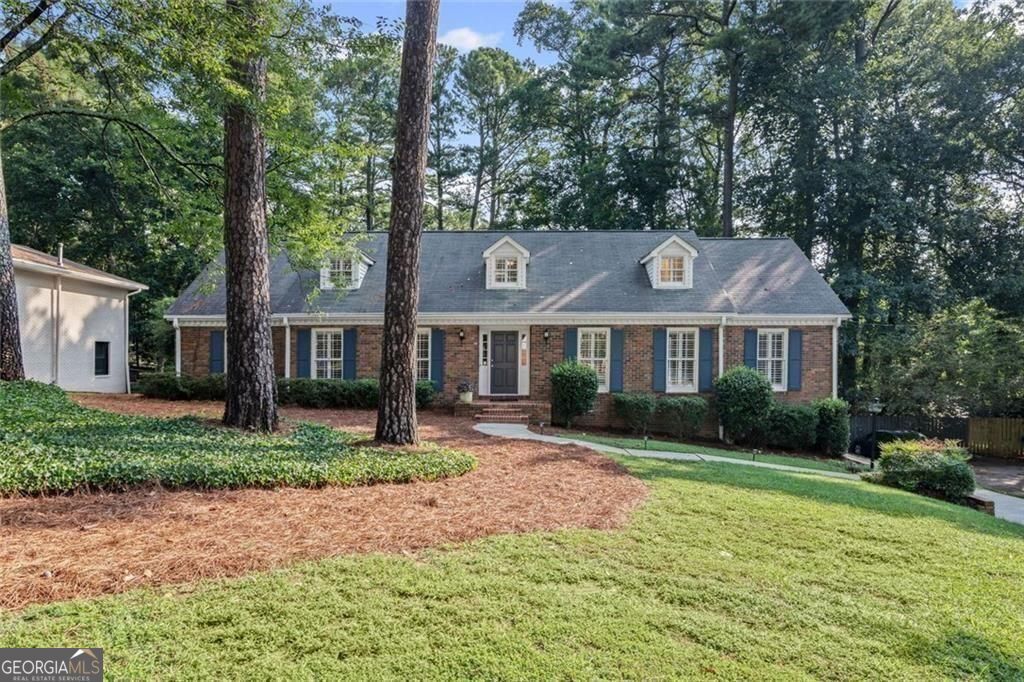 5513 North Peachtree Road, Dunwoody, GA 30338 Main Photo