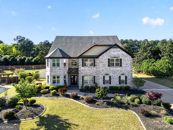 215 Legends Dr, Fayetteville, GA 30215