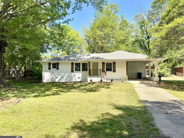 926 Green Valley Road SW, Mableton, GA 30126