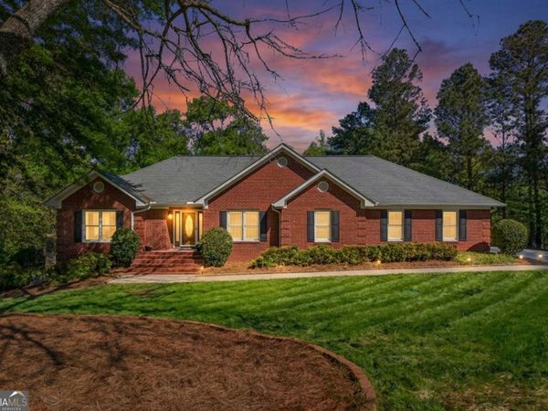 205 Eastfield Drive, Mcdonough, GA 30252