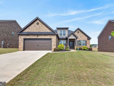 924 Dexter Drive, Stockbridge, GA 30281