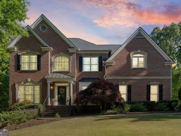 915 River Mist Drive, Suwanee, GA 30024