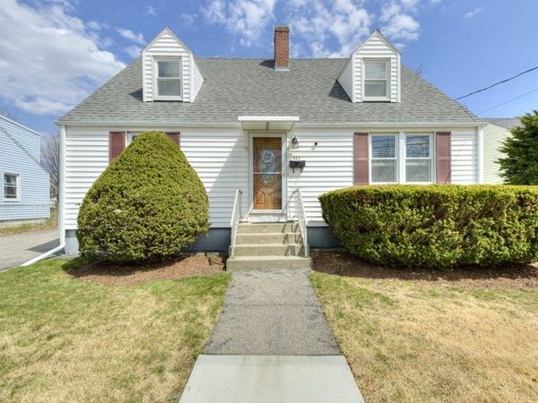 443 Burncoat St, Worcester, MA 01606