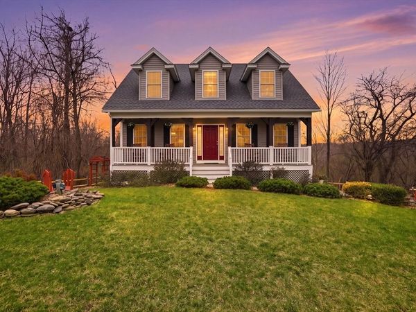 6 Spinnaker Cir, Haverhill, MA 01830