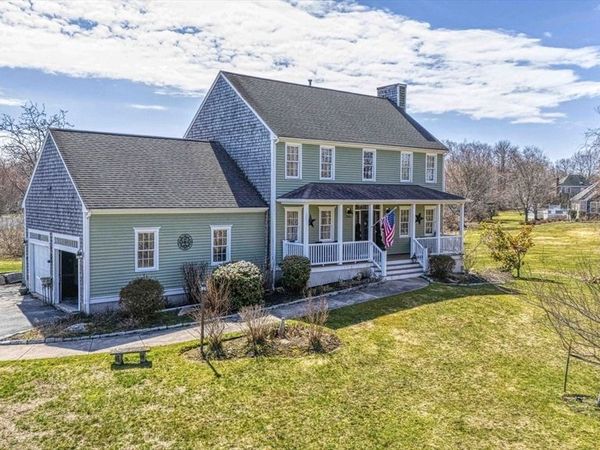 12 Old Pasture Ln, Westport, MA 02790