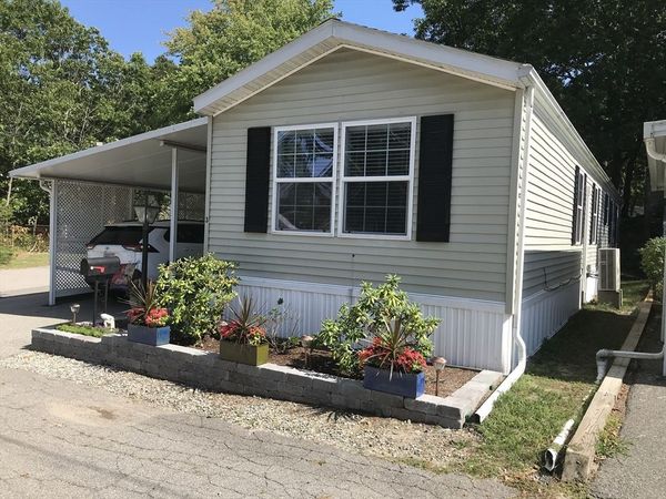 3 Nob Hill Road, Weymouth, MA 02189