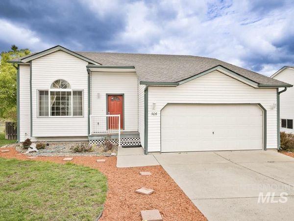 306 Gambels Lane, Moscow, ID 83843