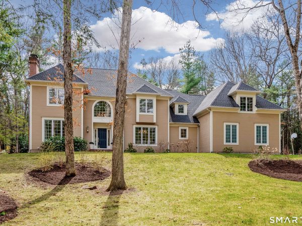 17 Stillwood, Simsbury, CT 06089