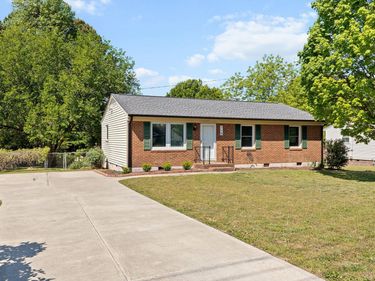 718 S Hughes Street, Apex, NC 27502