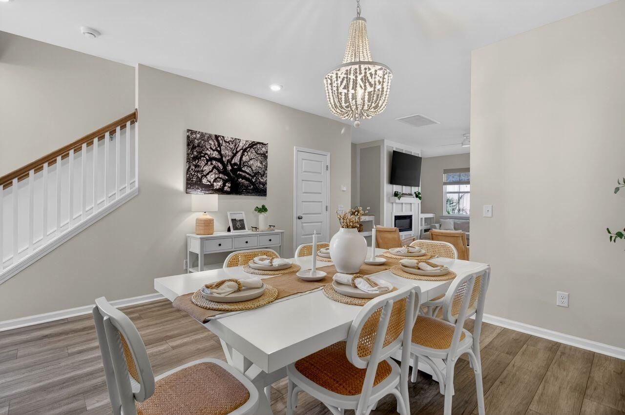 967 Arrowwood Way Photo 11