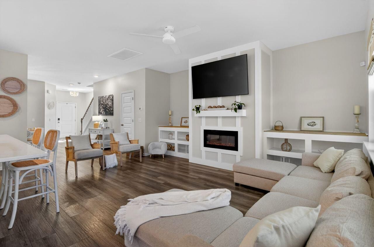 967 Arrowwood Way Photo 13