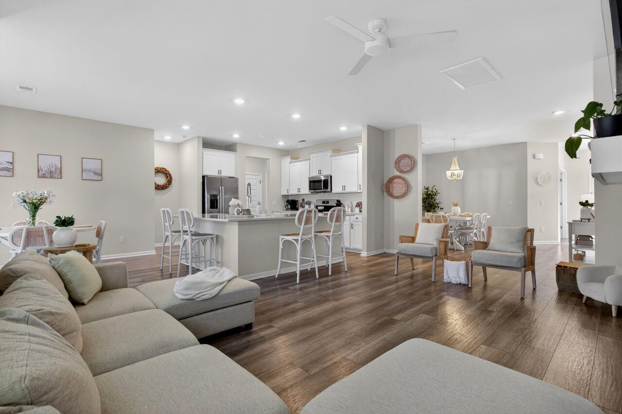 967 Arrowwood Way Photo 14