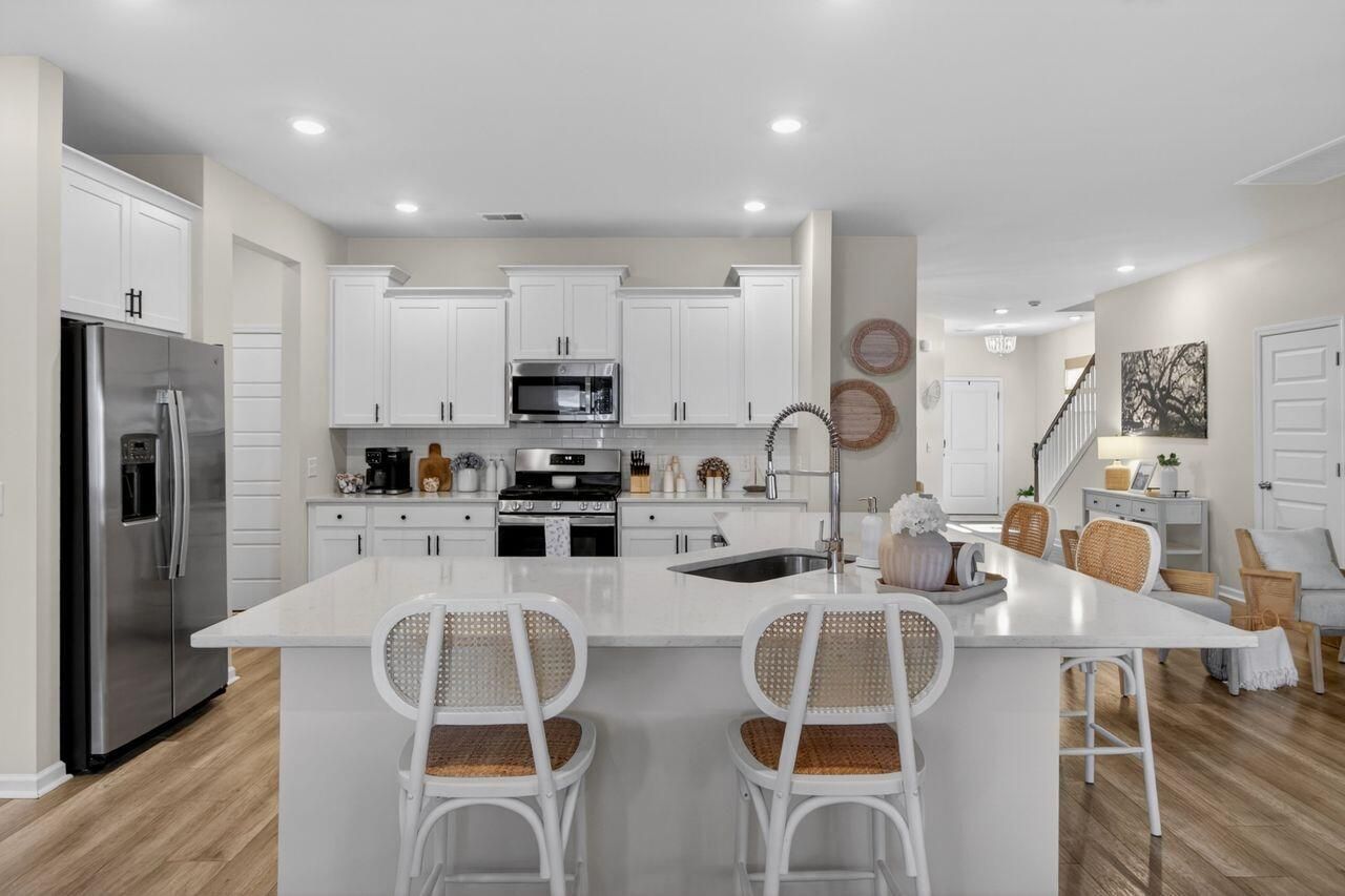 967 Arrowwood Way Photo 17