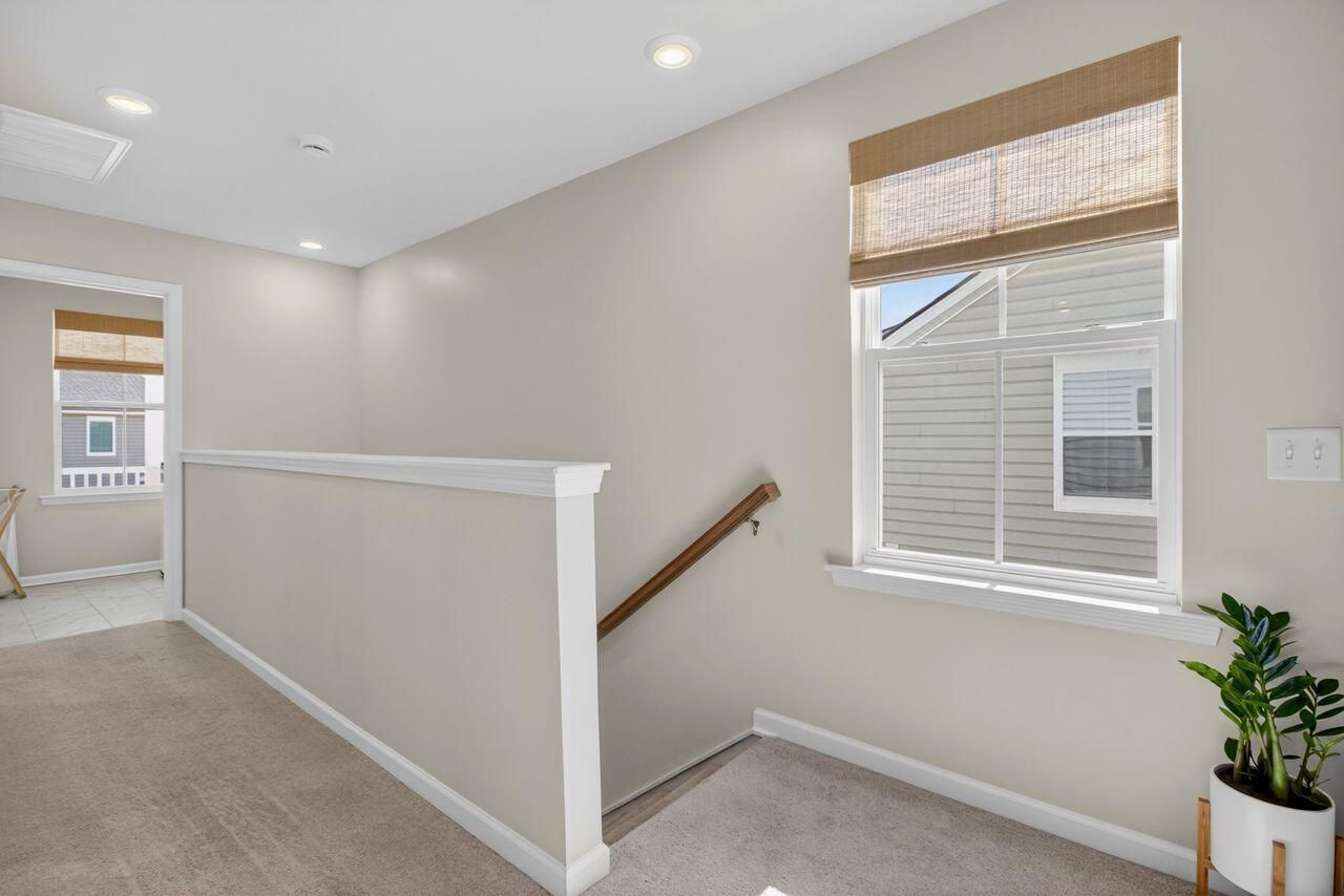 967 Arrowwood Way Photo 25