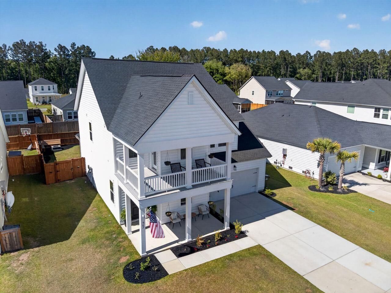 967 Arrowwood Way Photo 4