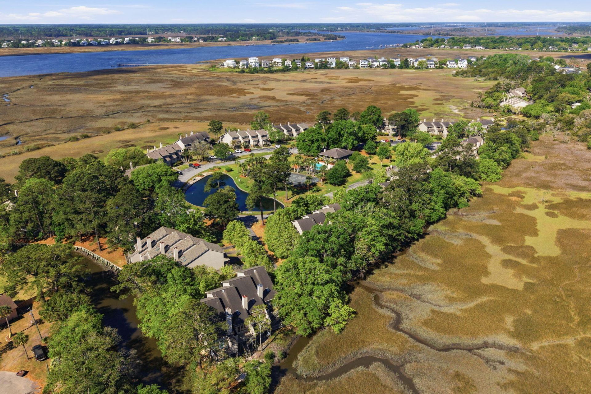 144 River Breeze Drive Photo 34