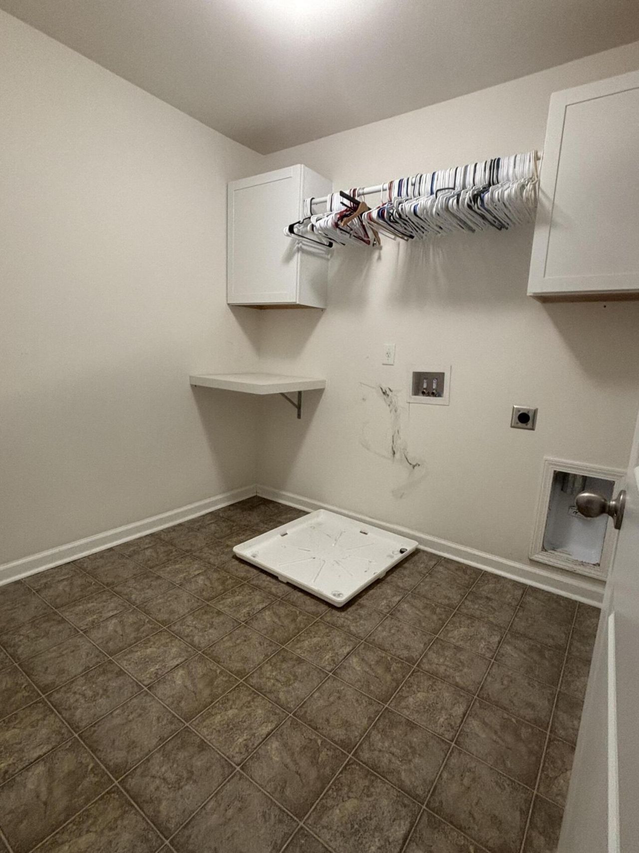 264 Spectrum Road Photo 25