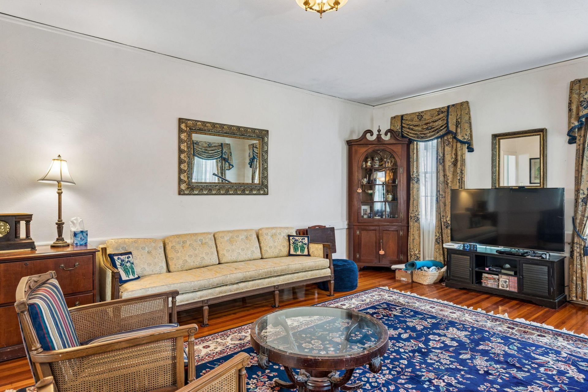 1023 Delsey Street Photo 25