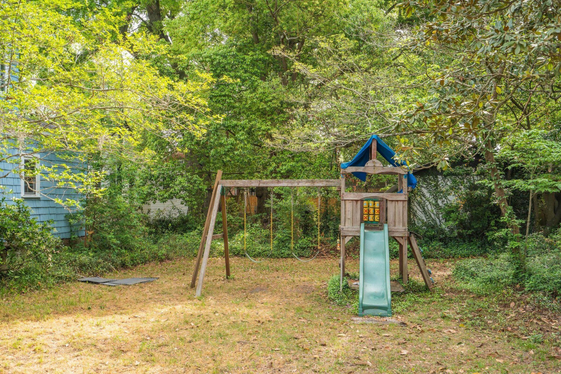 1023 Delsey Street Photo 42