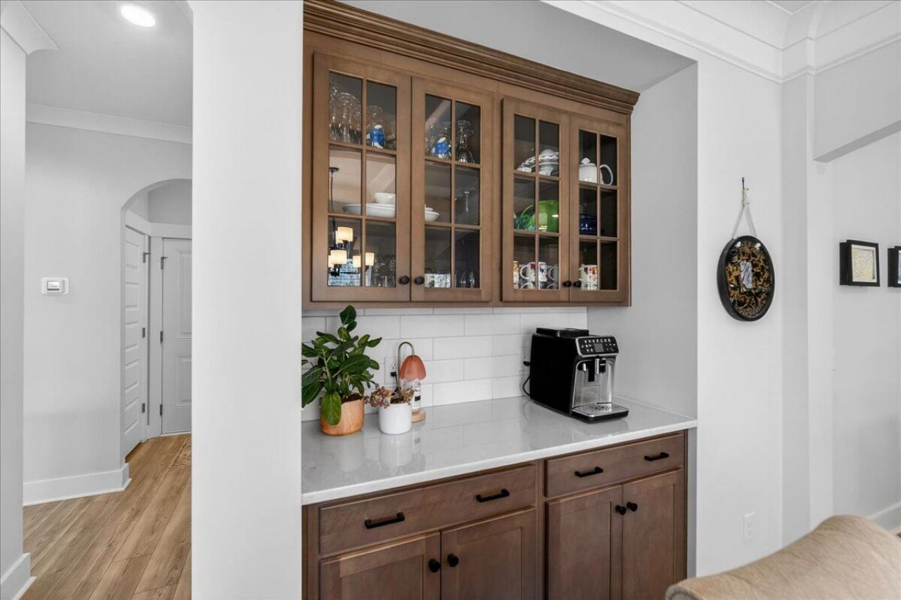 135 Headwater Drive Photo 11