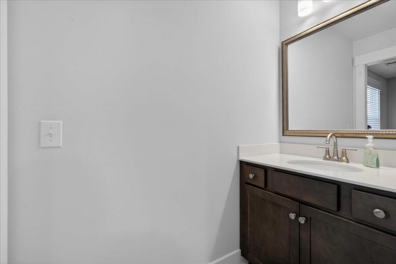 135 Headwater Drive Photo 44