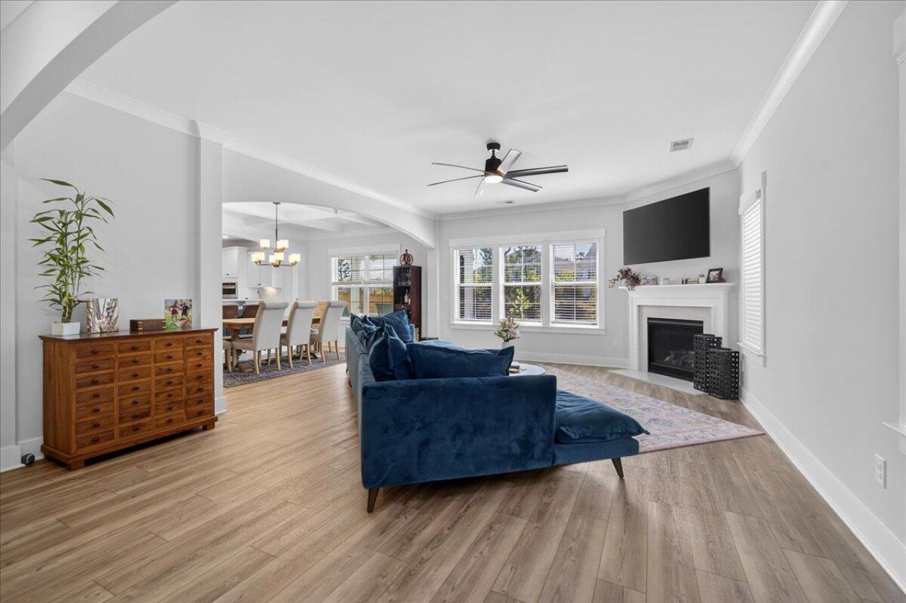 135 Headwater Drive Photo 6