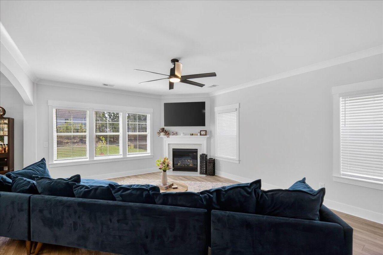 135 Headwater Drive Photo 7