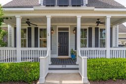 302 Back Pond Court photo 4