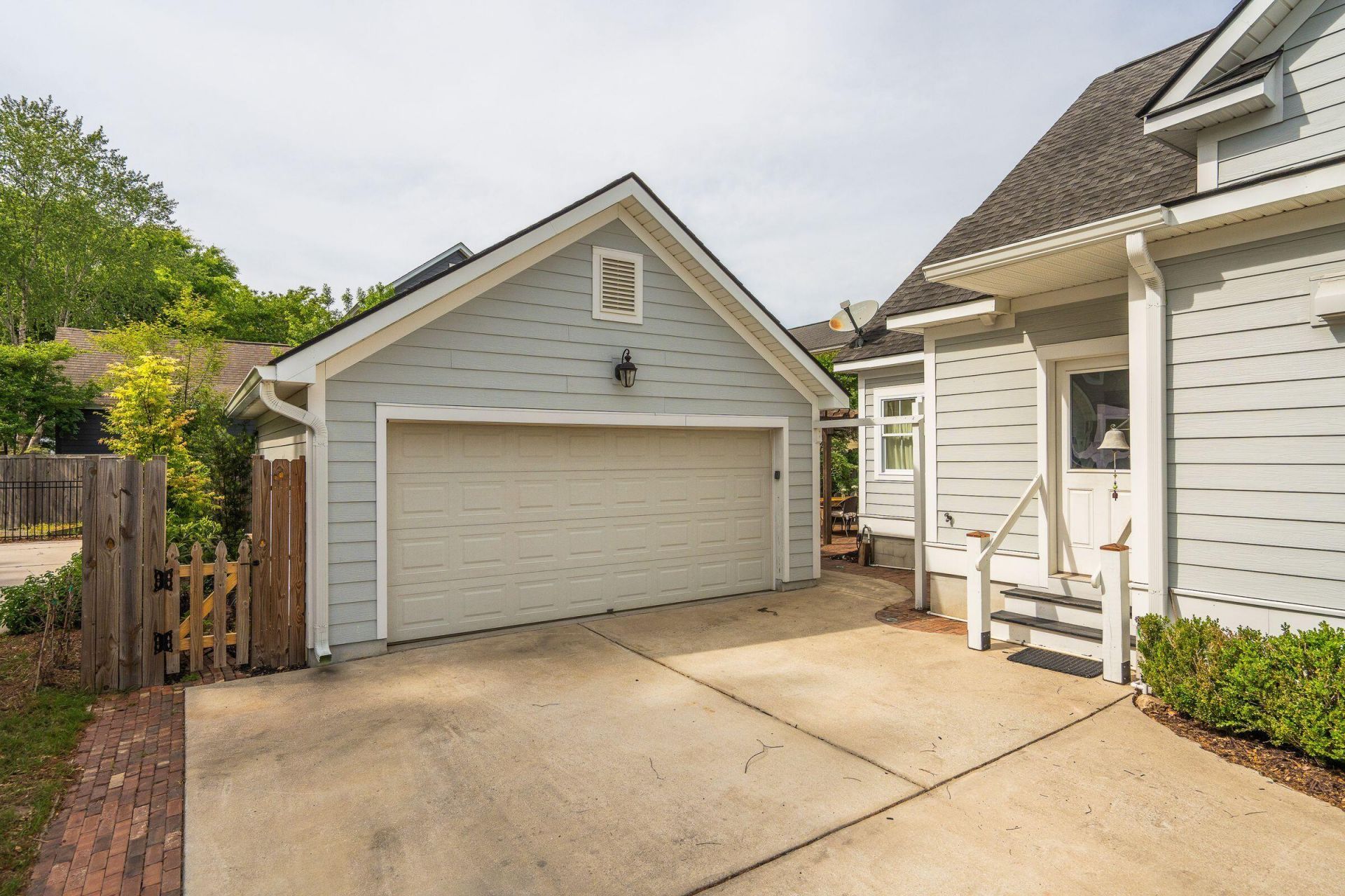 302 Back Pond Court Photo 25