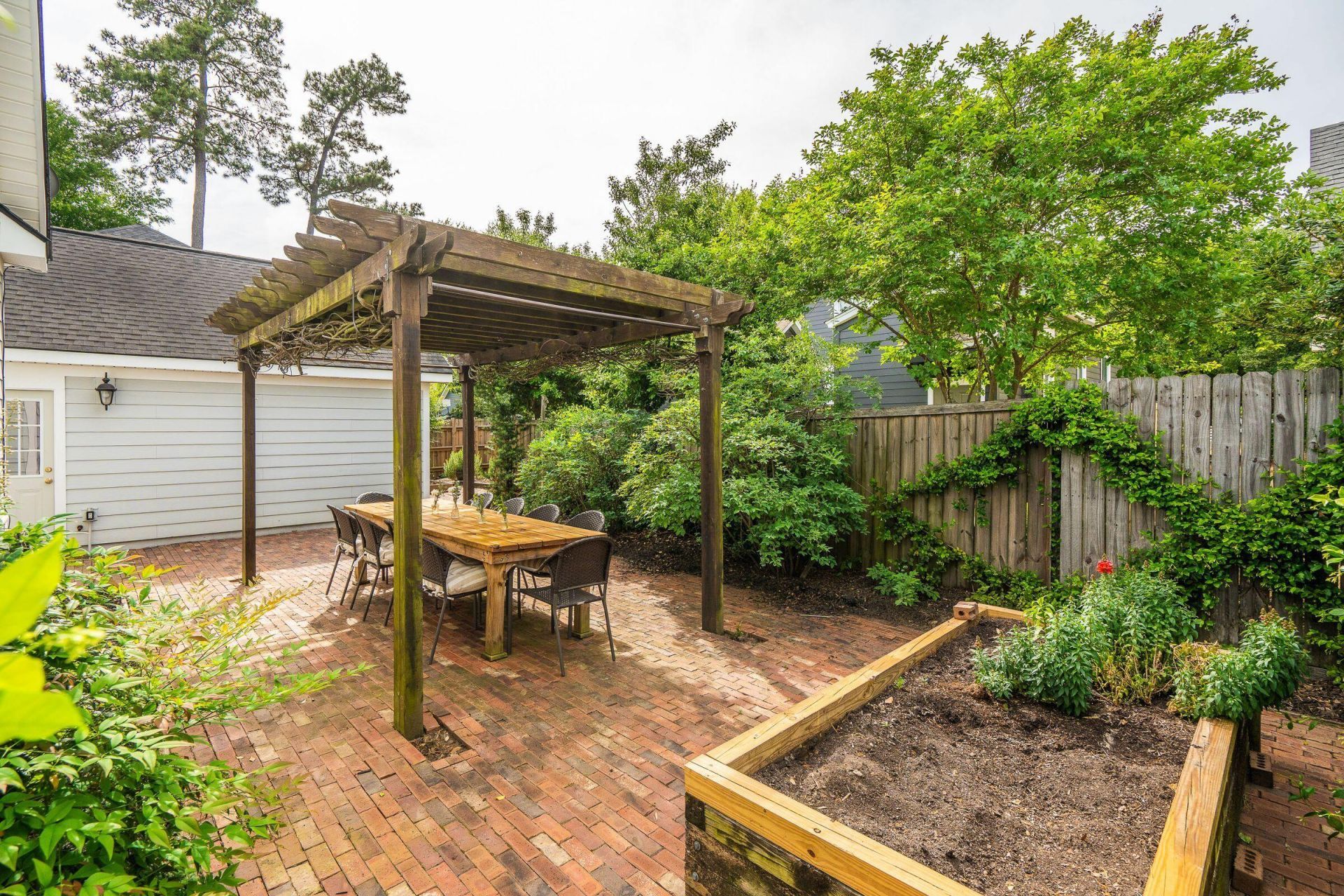 302 Back Pond Court Photo 29