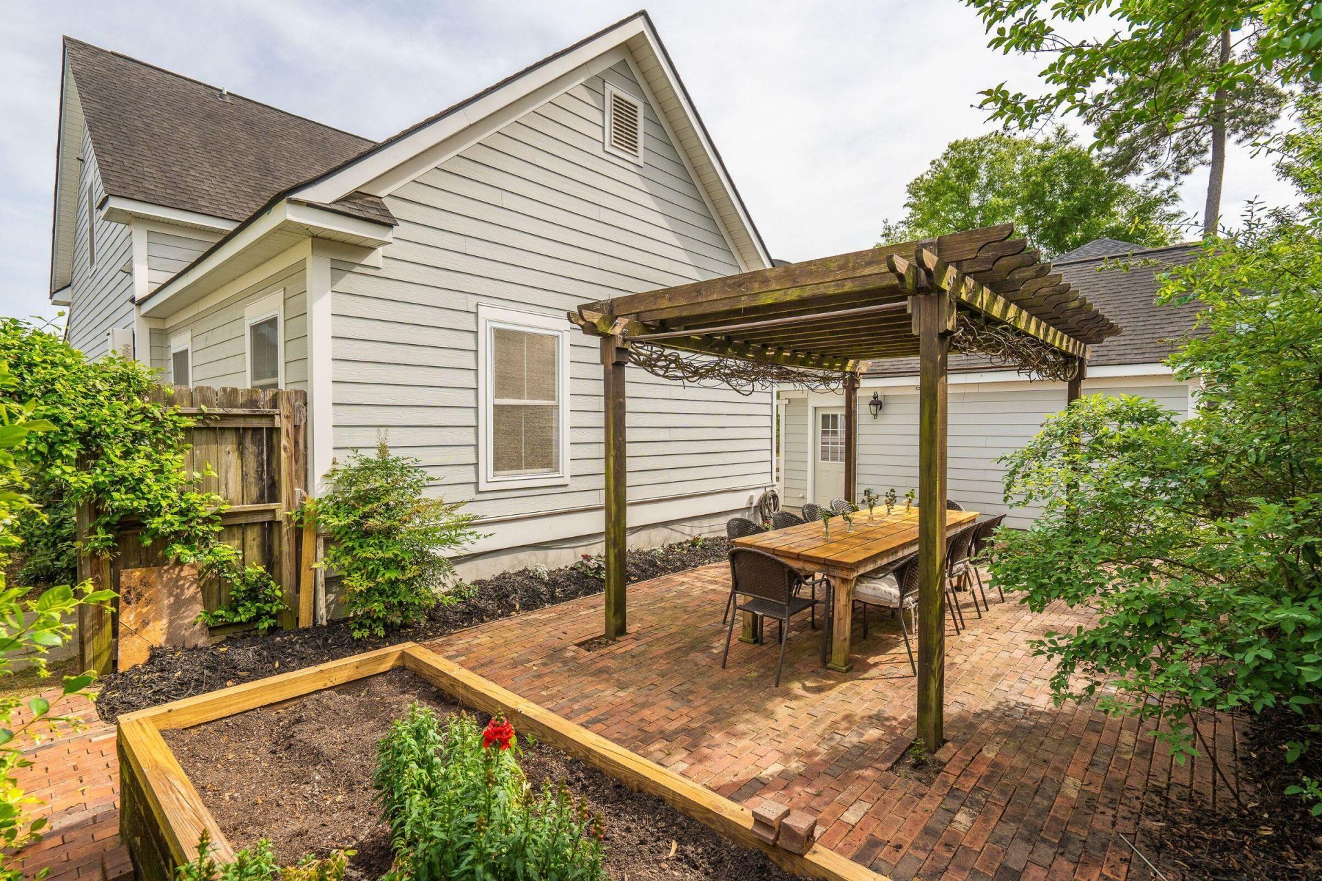 302 Back Pond Court Photo 30