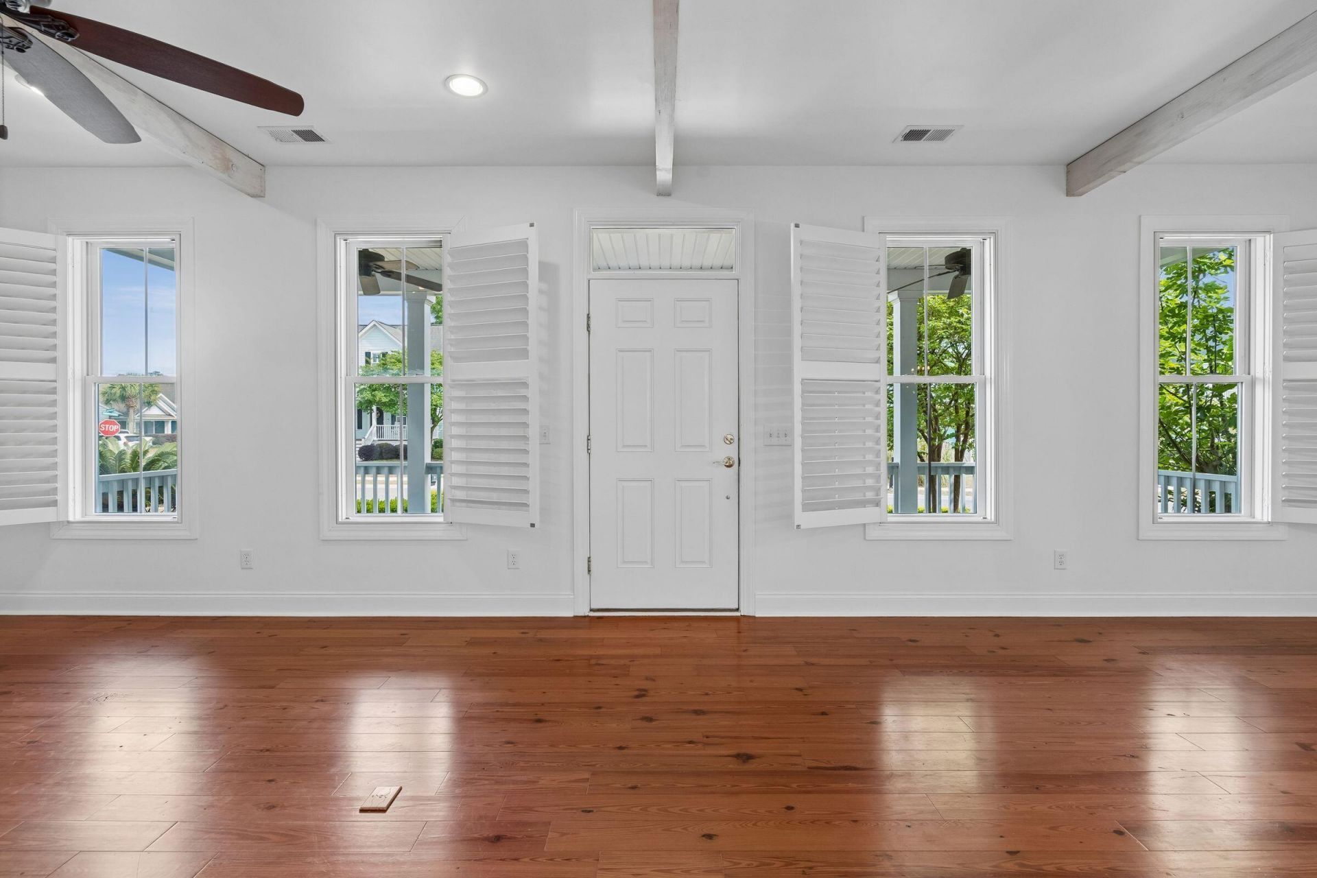 302 Back Pond Court Photo 6