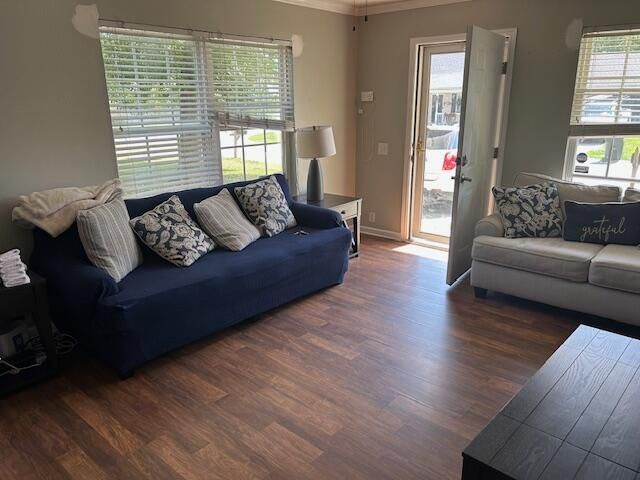 109 Houston Drive Photo 4