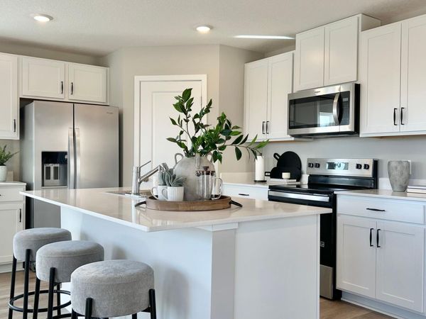 1686 Zumbro Avenue , Shakopee, MN 55379