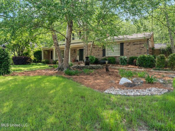 207 Southampton Road, Hattiesburg, MS 39401