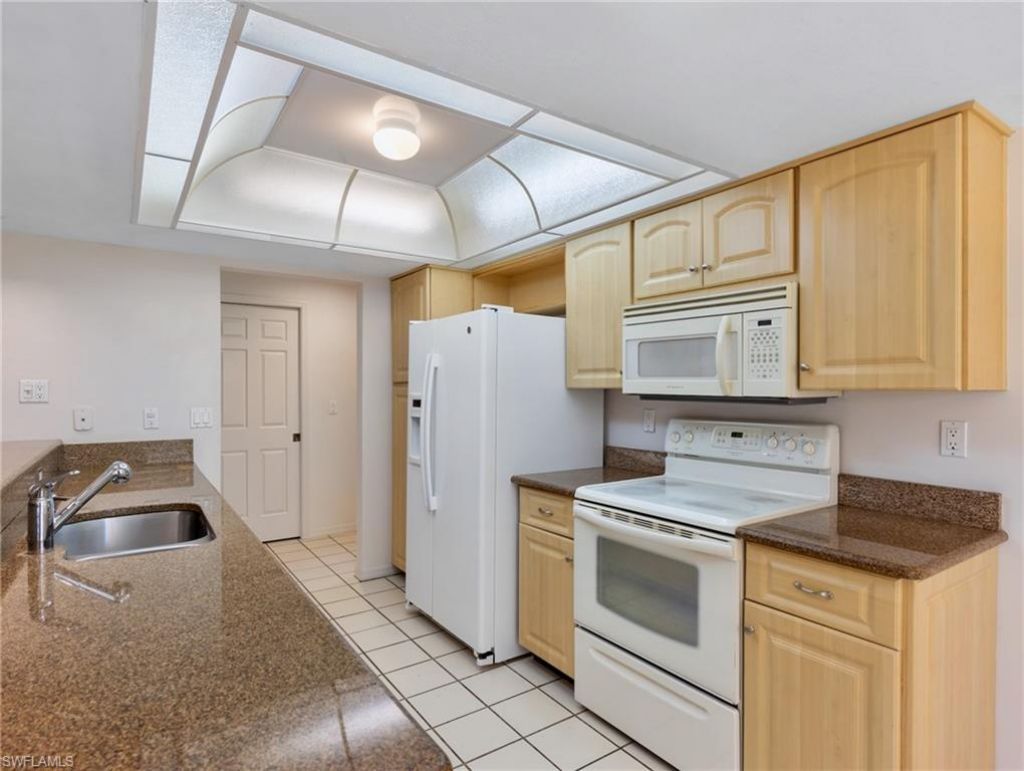 9819 Capstan Ct, Fort Myers, FL 33919 Photo
