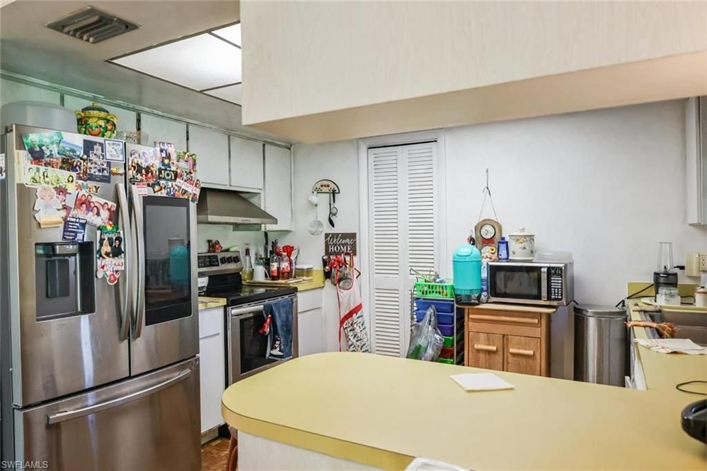 1433 SE 14th Ter, Cape Coral, FL 33990 Photo